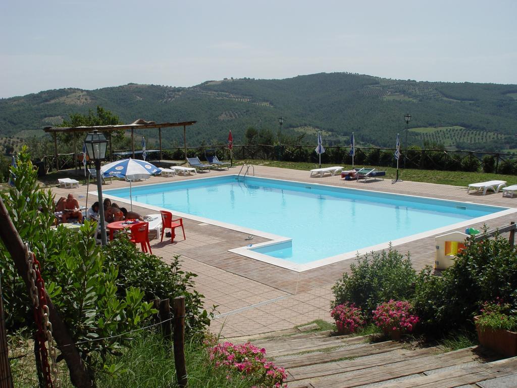 Casale Poggio Colpiccione Apartment Passignano sul Trasimeno Exterior photo