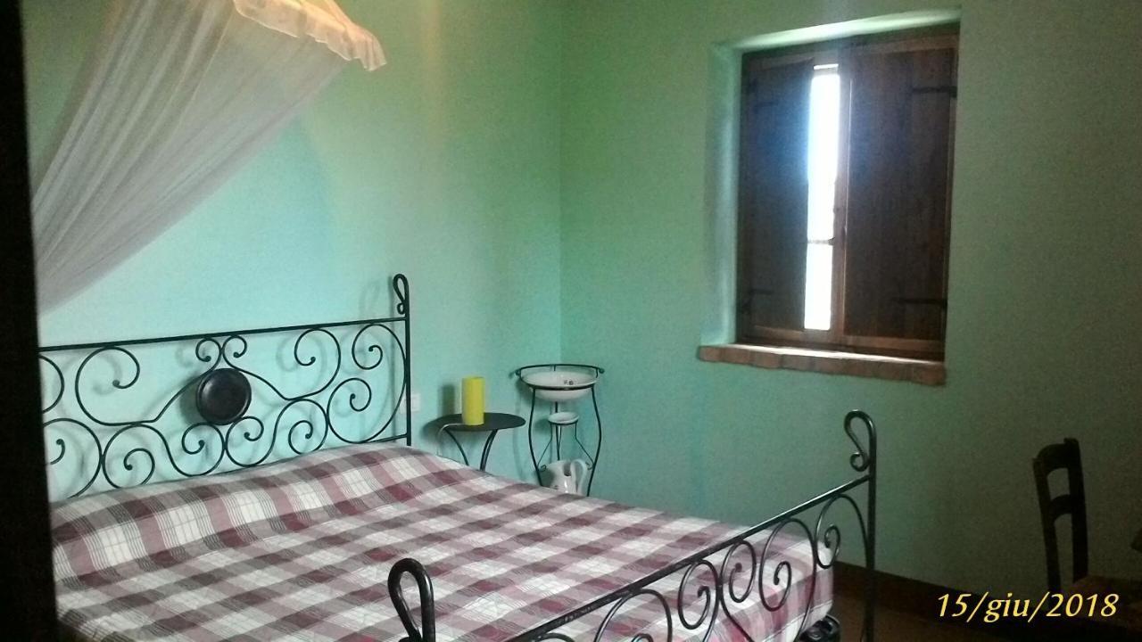 Casale Poggio Colpiccione Apartment Passignano sul Trasimeno Exterior photo