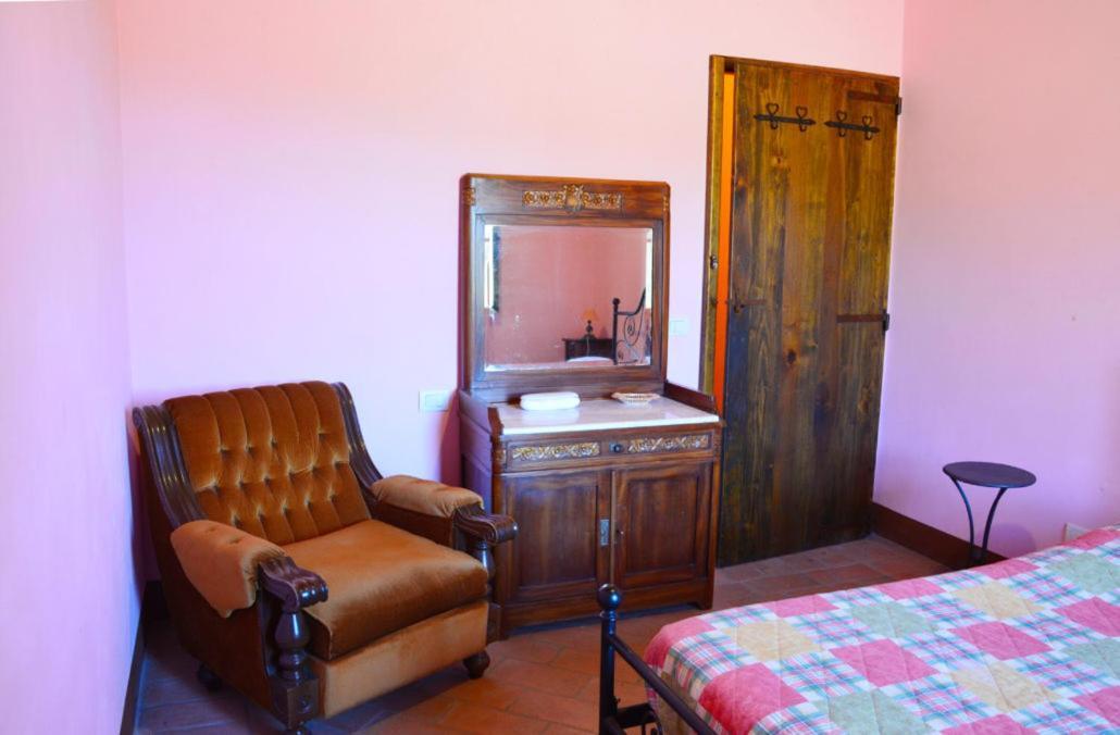 Casale Poggio Colpiccione Apartment Passignano sul Trasimeno Exterior photo
